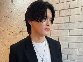 毛流れニュアンスパーマ 