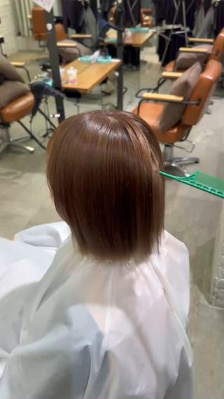 はねやすいボブスタイルも矯正との組み合わせで艶と扱いやすさが格段に変わります 