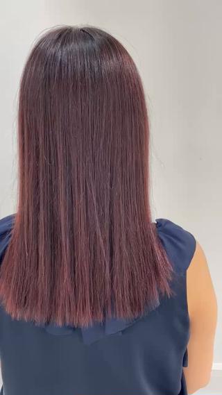 半年以上ぶりのカラー伸びた地毛と毛先の明るさの差が気になる方のカラーさせて頂きました！

周期が長い方でもここまでしっかりつながります
お任せください 
