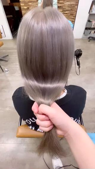 #シルバーグレージュカラー