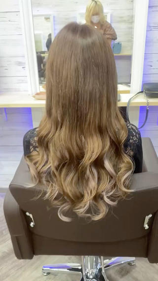 ロング カラー ヘアアレンジ LAVENDIA Azabu所属・LAVENDIA 初音のヘアスタイル