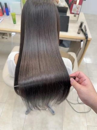 ロング 🍀自然＆長持ち♪ 縮毛矯正の匠✨️のヘアスタイル