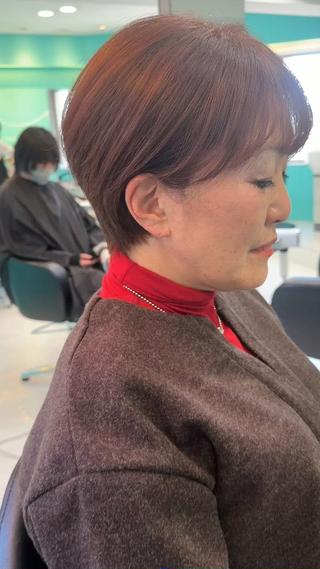 大人ショート×ダブルカラー 