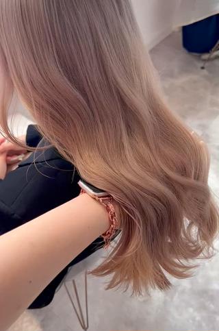 ロング ナナ♡レイヤーカット ♡似合わせカラーのヘアスタイル