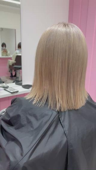 ミディアム ナナ♡レイヤーカット ♡似合わせカラーのヘアスタイル