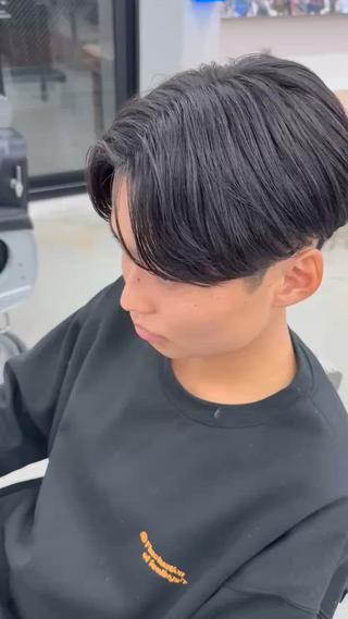 ニュアンス、カルマ、フェザーなど自然な毛流れスタイルは僕にお任せ下さい！

ご覧いただきありがとうございます！
Lond LOGAN アシスタントの古田和也です！
カラー、ブリーチ、縮毛、パーマモデル様募集しております！
パーマの中でも特にニュアンス、カルマ、フェザーパーマ得意です！
1度僕にお任せください！ご予約お待ちしております！

10分以上の遅刻はキャンセルになります。ご了承ください。遅れる場合はご連絡ください。

カットが必要な場合はスタイリストがカットをして頂きます。

技術向上のためお直しは受け付けてませんのでご理解よろしくお願いします。

お支払いは現金のみとなります。 