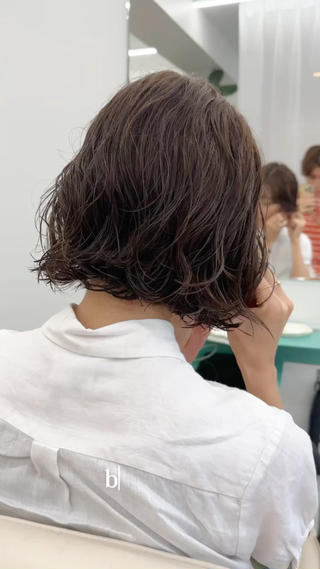 このゆるーくニュアンスデザインがオススメです　　
　　
初めてのパーマの方は、ショート〜ロングまでニュアンスパーマはいかがですか？？ 