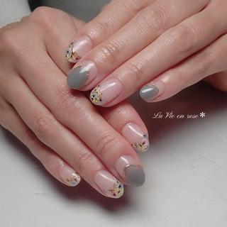 ネイル ラヴィアン ローズのネイルデザイン