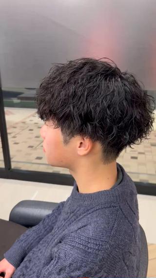 メンズツイストスパイラルパーマ

#メンズパーマ#パーマ#マッシュパーマ#スパイラルパーマ#メンズカット#マッシュウルフ#ツイストスパイラル#ツイストパーマ#センターパート#ツイストスパイラルパーマ#カルマパーマ#メンズマッシュ#スペインカール#波巻きスパイラル#ニュアンスパーマ#刈り上げマッシュ#ツイストパーマ#プードルパーマ#波巻きパーマ#無造作パーマ#スパイキーショート#前下がりマッシュ#波巻きスパイラル#波巻きパーマ 