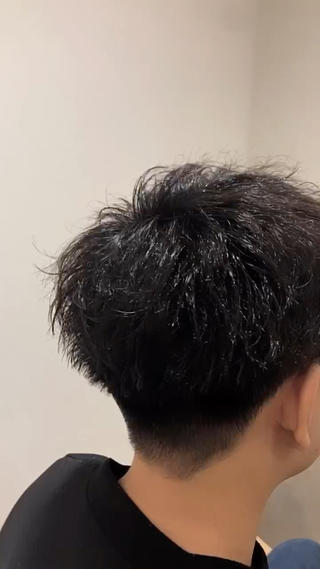 ショート パーマ メンズ 🪐メンズ特化 ヤマクラ　タイキのヘアスタイル