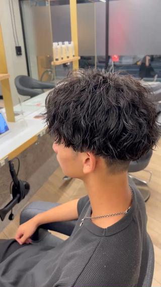 ショート パーマ メンズ 🪐メンズ特化 ヤマクラ　タイキのヘアスタイル