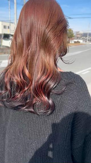 ダブルカラーというより3色を重ね合わせてmixカラーしてます。 