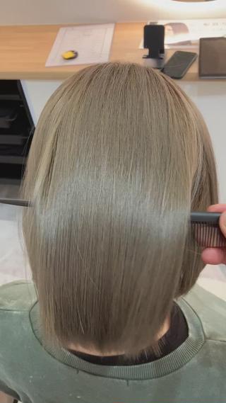 ミディアム カラー ヘアアレンジ キッズ 横浜関内髪質改善 re:Magoのヘアスタイル