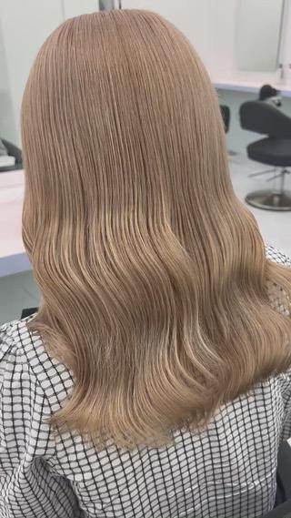 セミロング カラー お客様満足No.1 🌈Neneのヘアスタイル