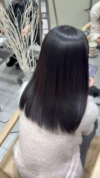 ロング パーマ 韓国レイヤー｜ 透明感カラー｜ココナのヘアスタイル