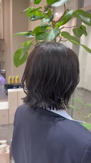 ショート ヘアアレンジ 韓国レイヤー｜ 透明感カラー｜ココナのヘアスタイル