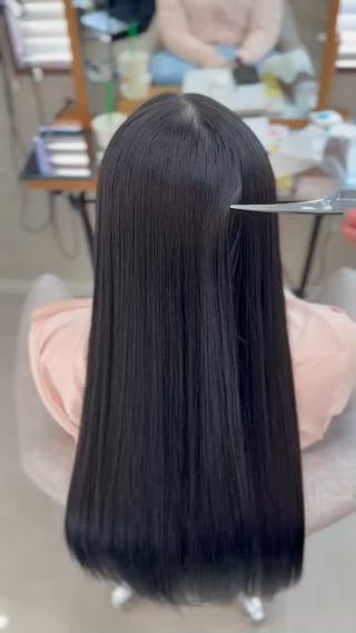 ロング 村松陸斗 メテオストレートのヘアスタイル