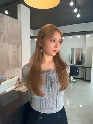 ロング レイヤー・ブリーチ kiyotoshiのヘアスタイル