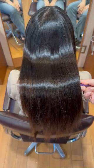縮毛矯正半年分
全頭も伸びた分だけの矯正も大歓迎です
ブリーチしてないお客様のみの御予約になります！
ご了承ください 