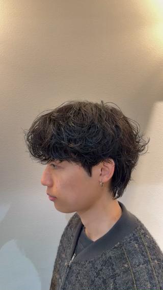 パーマ メンズ 大阪茶屋町 メンズカット関田拳のヘアスタイル