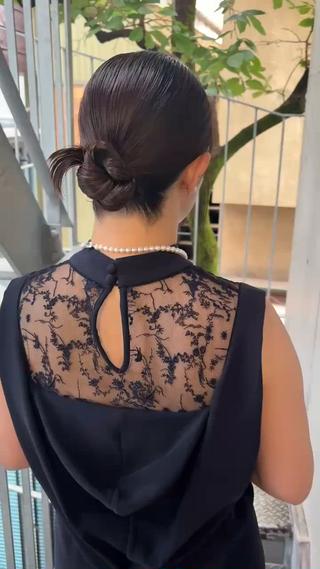 お呼ばれヘア♪

ぴたっとカチモリヘアが一番人気です 