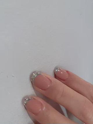 【大人気ガラスフレンチ】
・お上品に可愛く
・モテネイル
・こちらガラスフレンチは
+500円でできます
是非お試しください