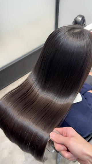 ロング 🍀美髪作り/髪質 改善🍀勝又亮平のヘアスタイル