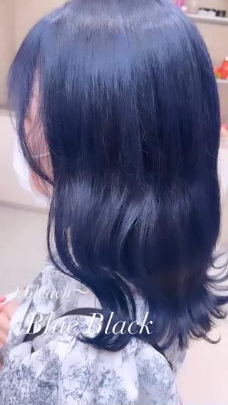 ブリーチ1〜2回からできるブルーカラーです！！
色落ちは2回ブリーチするとグレーになります！！ 