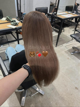 チョコ感をプラスしたミルクベージュ♡

落ち着いたトーンだけど重くないブラウンカラー＾＾ 