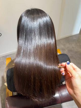 トリートメントをするとホームケア商品2つプレゼントになります日々のホームケアをしっかりしていただくことで髪質も変わってきます 