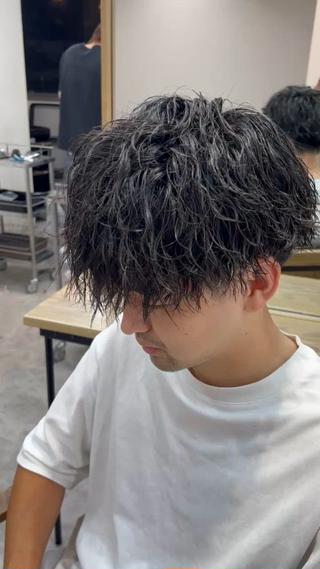 ミディアム パーマ メンズ DIECE  SHIBUYA所属・小野寺 彗人のヘアスタイル