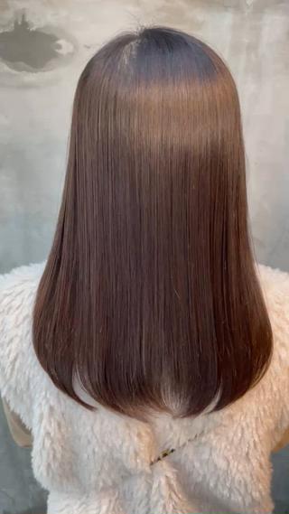 美髪矯正で艶のある髪の毛に
美髪矯正＝縮毛矯正髪質改善 