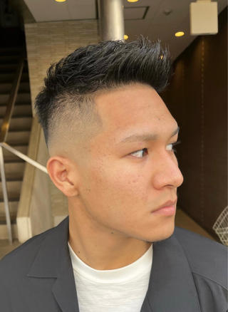 スキンフェード　

.
.
スキンフェード フェードカット ツイスト スパイラルパーマ
立川　国分寺　国立　昭島　ラフトップ　rough top フェザーアップ　　
スペインカール　メンズヘア　メンズカット　メンズパーマ 