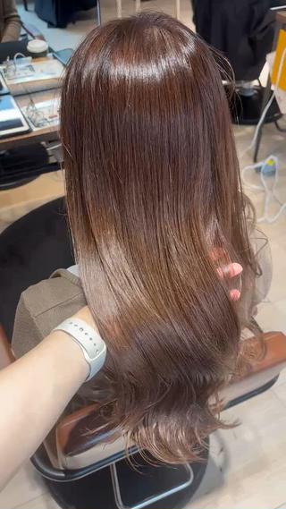 ロング カラー 穂積 未優のヘアスタイル