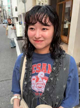 ゆるっとくるっとなニュアンスパーマ

前髪パーマもかわいいです！

神戸元町でニュアンスパーマぜひおまかせください

stylist 水原

#くるくるパーマ
#ニュアンスパーマ
#モイストパーマ
#前髪パーマ
#神戸元町
#神戸美容室
#元町美容室
#三ノ宮美容室 