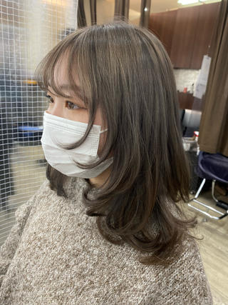 セミロング カラー 市川 博紀 店長のヘアスタイル