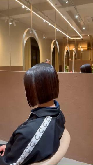 ショート ラフィスヘアーヴィレ所属・赤羽根 周のヘアスタイル