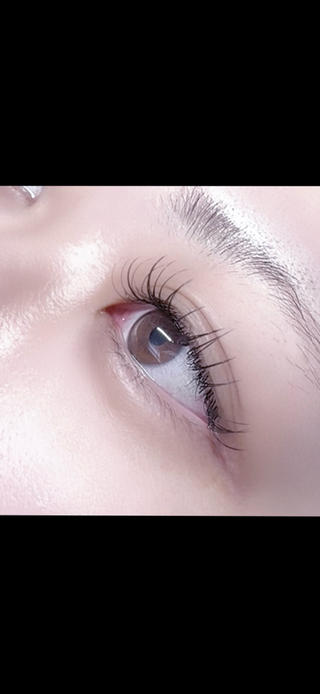 フラットラッシュ100本
D11.12C12目尻だけCカール♡