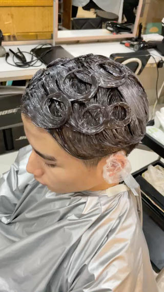 ショート PERCUT 中島快のヘアスタイル