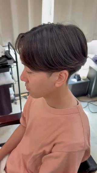 カット+ニュアンスパーマ
直毛の方はニュアンスパーマで
自然な毛流れ作れます。