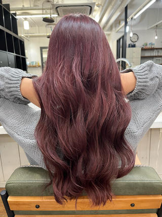 ブリーチ2回のベースよりピンク紫を入れました！
 