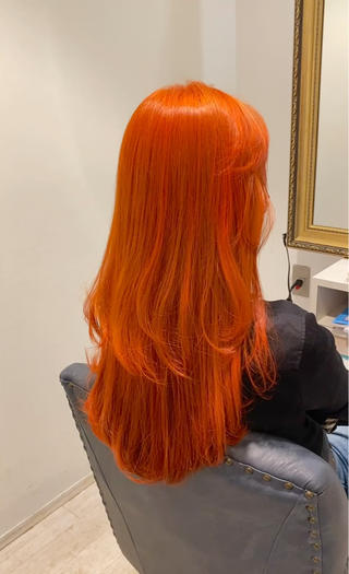 マンダリンオレンジ

1ブリーチで黒髪からのイメチェン 