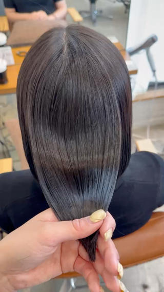 柔らかくしなやかな縮毛矯正