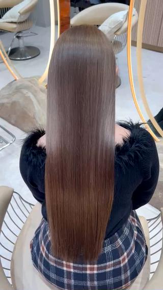 ロング カラー レイヤー/韓国 ハイトーン興津史弥のヘアスタイル