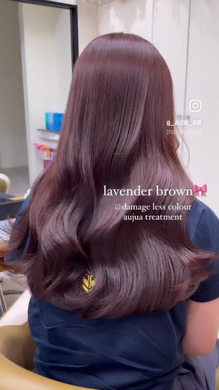 lavender brown
ブリーチなしでカラーしてます
ベースが暗めの方はブリーチなしWカラーがおすすめです◎ 