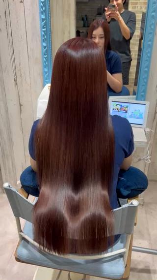 乾かすだけで癖がおさまる艶髪スタイル 