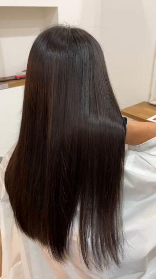 ロング FENICE on the beach所属・タニ ヒナタのヘアスタイル