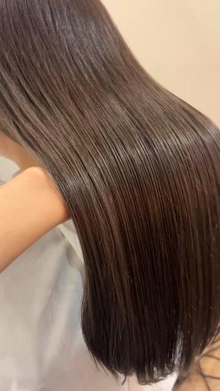 ロング FENICE on the beach所属・タニ ヒナタのヘアスタイル