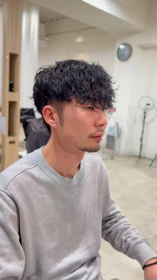 パーマ メンズ 心斎橋バレイヤージュ 小林勝貴のヘアスタイル