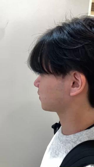 セットが楽な流行りの毛流れスタイルに襟足は癖が強いのでダウンパーマで襟足綺麗に仕上げました！ 